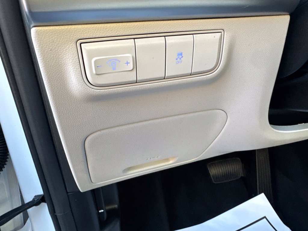 Certified 2025 Hyundai Tucson SE AWD/4WD image 15