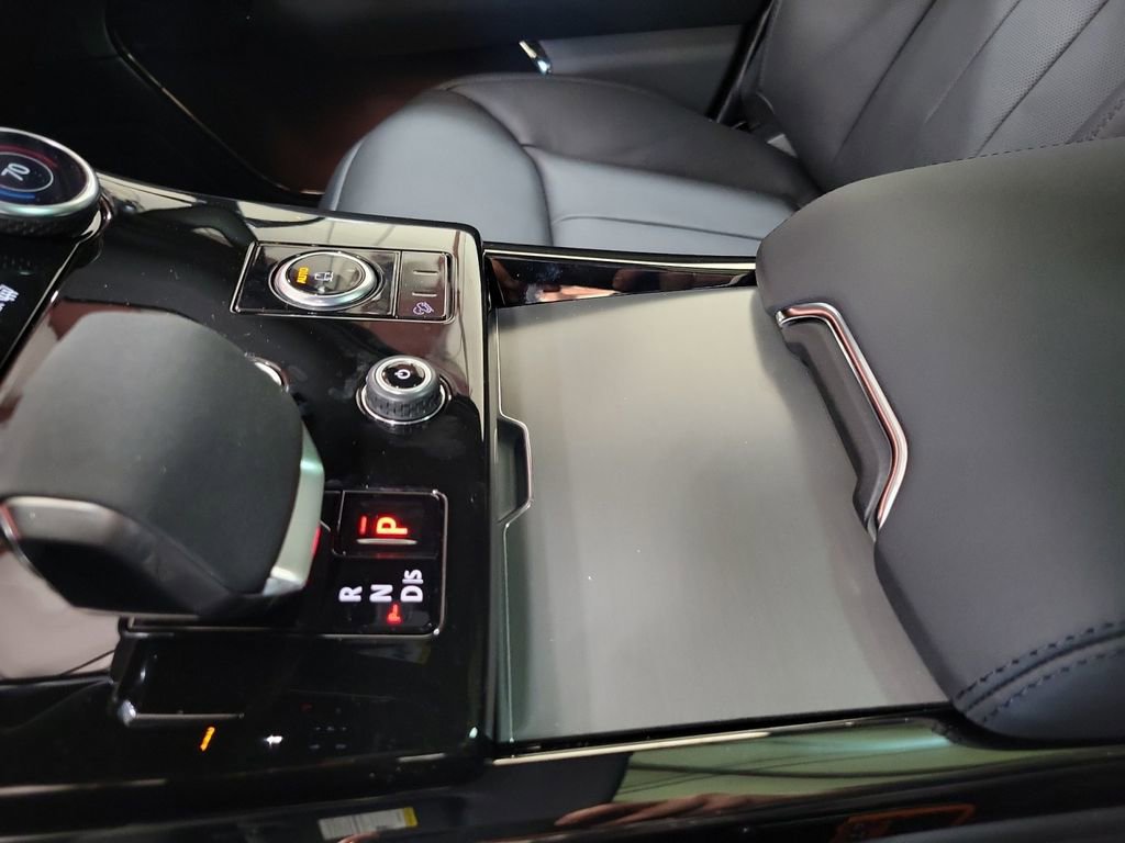 Used 2023 Land Rover Range Rover Sport SE Dynamic image 21