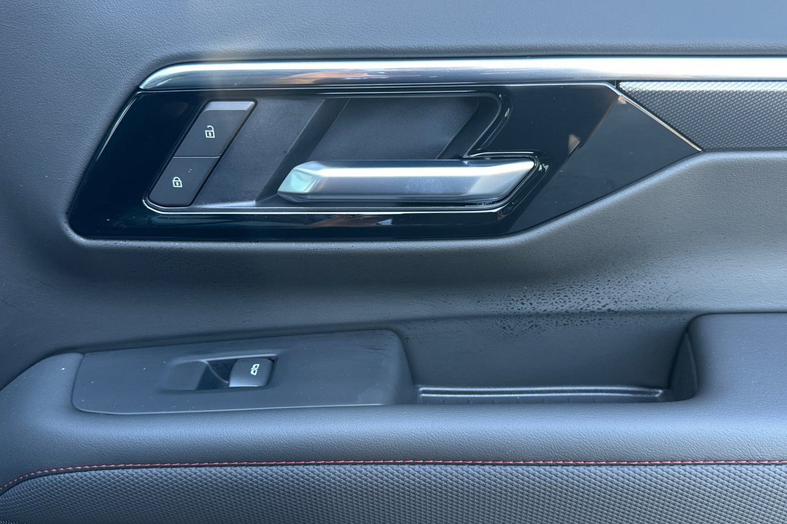 New 2026 Chevrolet Suburban RST w/ Advanced Technology Package image 21