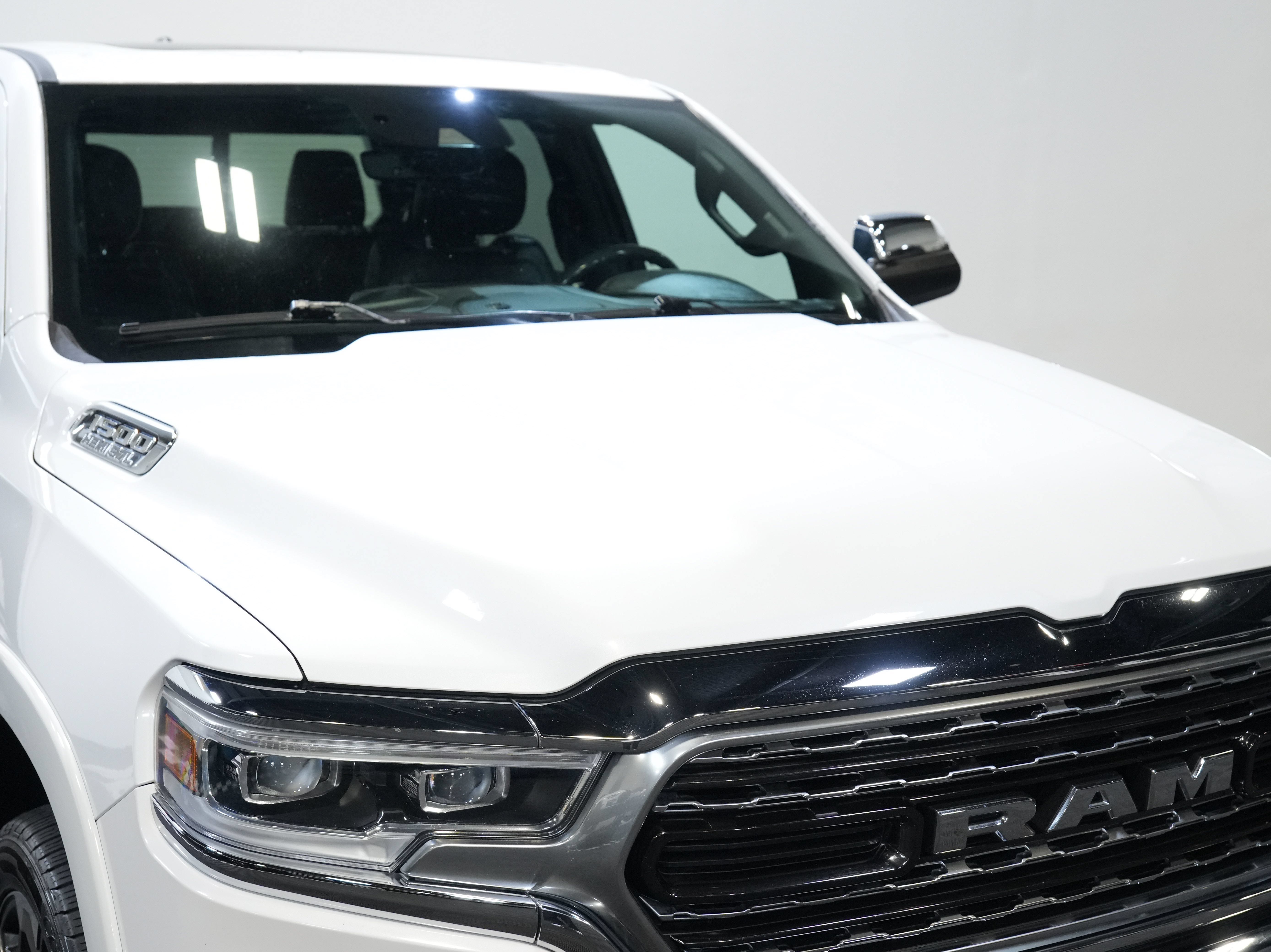 Used 2019 RAM 1500 Limited AWD/4WD image 12