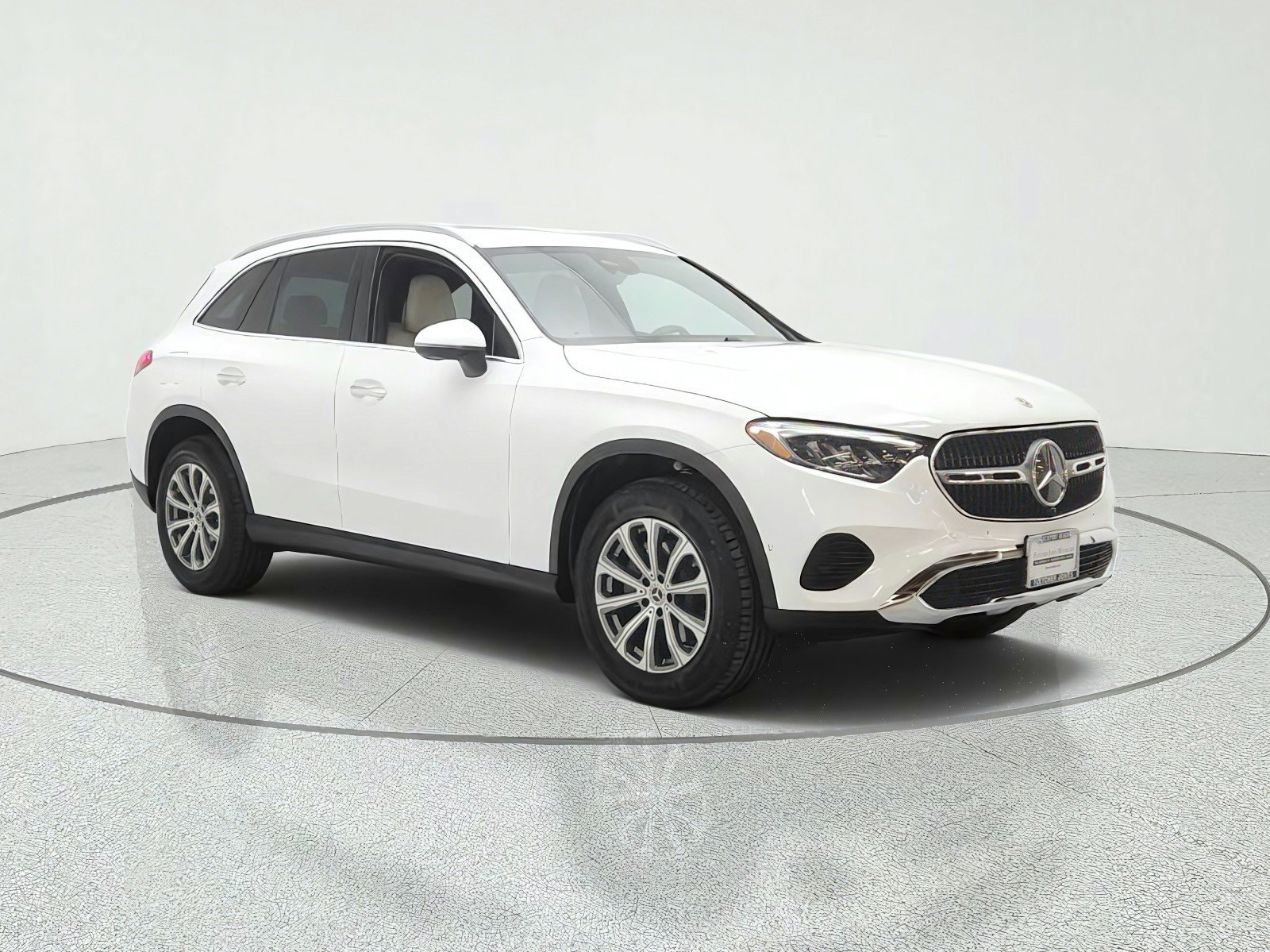 Certified 2026 Mercedes-Benz GLC 300 image 3