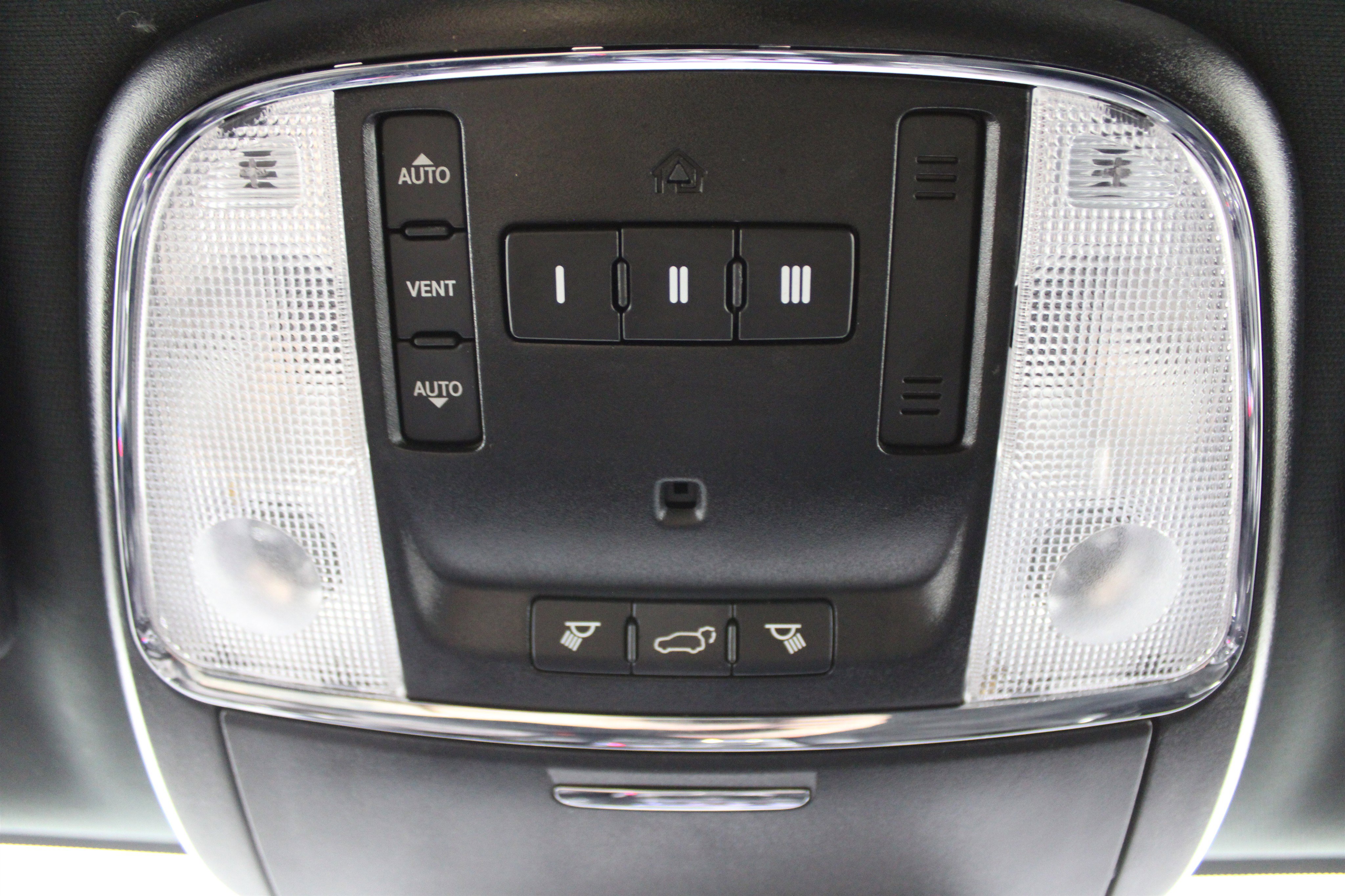 Used 2019 Dodge Durango R/T image 24