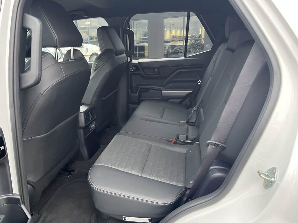 Used 2025 Toyota 4Runner TRD Off-Road Premium image 25