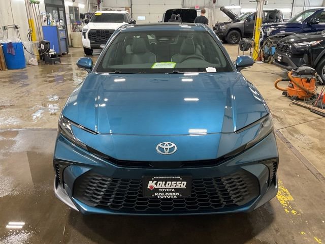 New 2026 Toyota Camry SE image 2