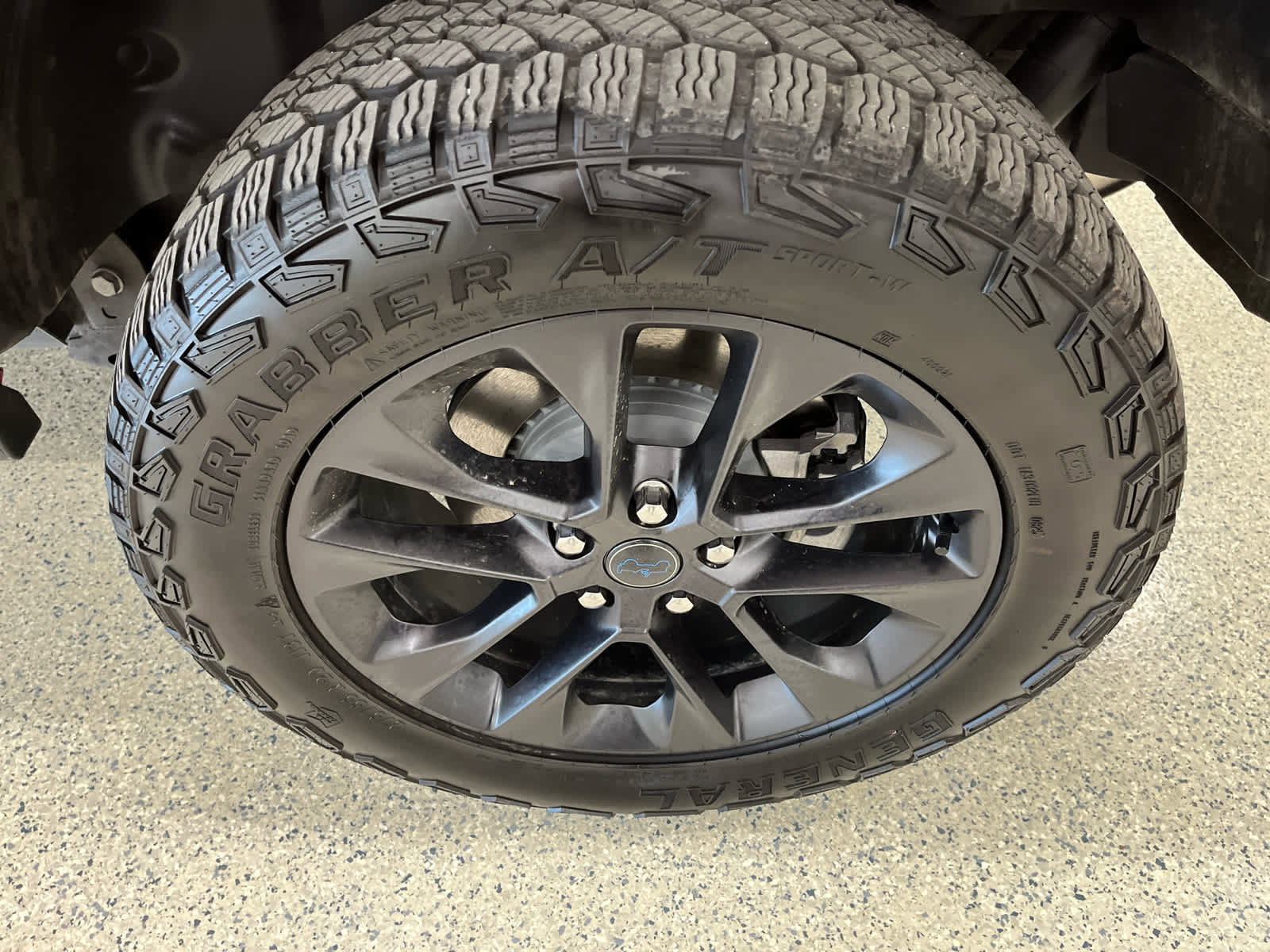 Used 2025 Jeep Wrangler Backcountry image 9