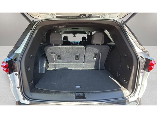 Used 2023 Chevrolet Traverse LT image 11