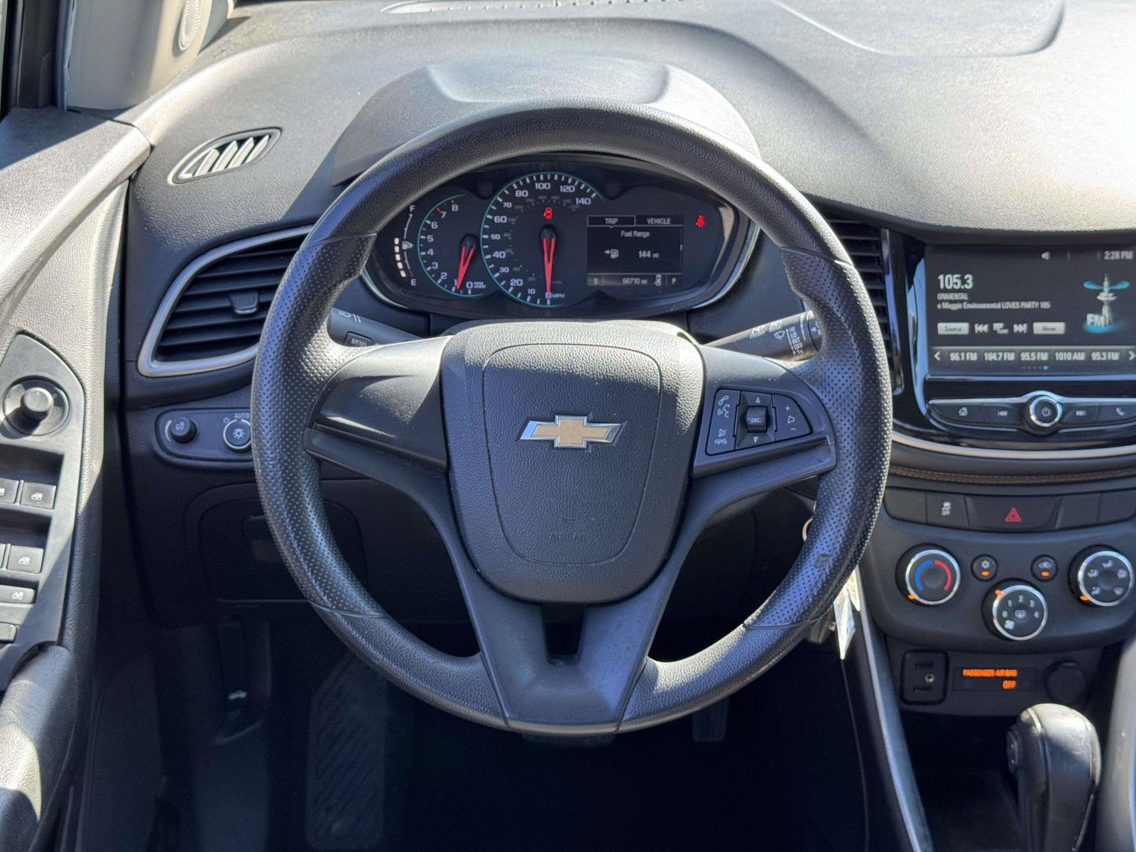 Used 2017 Chevrolet Trax LS AWD/4WD image 10