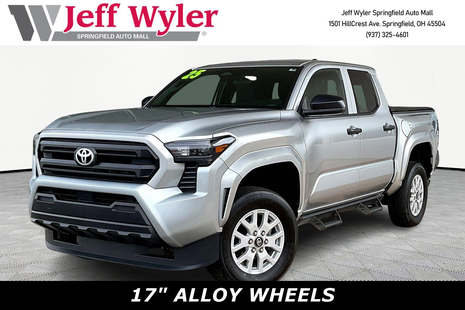 Certified 2025 Toyota Tacoma SR AWD/4WD image 1