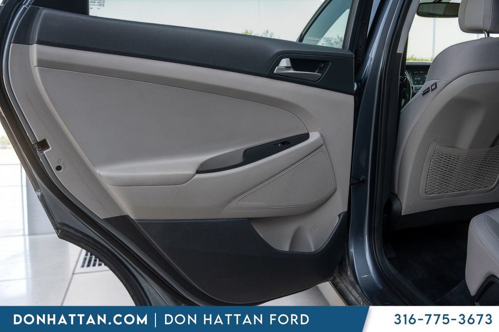 Used 2018 Hyundai Tucson Value w/ Cargo Package AWD/4WD image 18