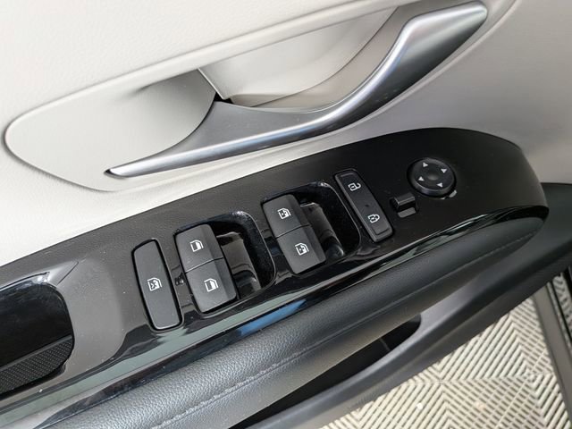 Used 2024 Hyundai Tucson Limited image 16