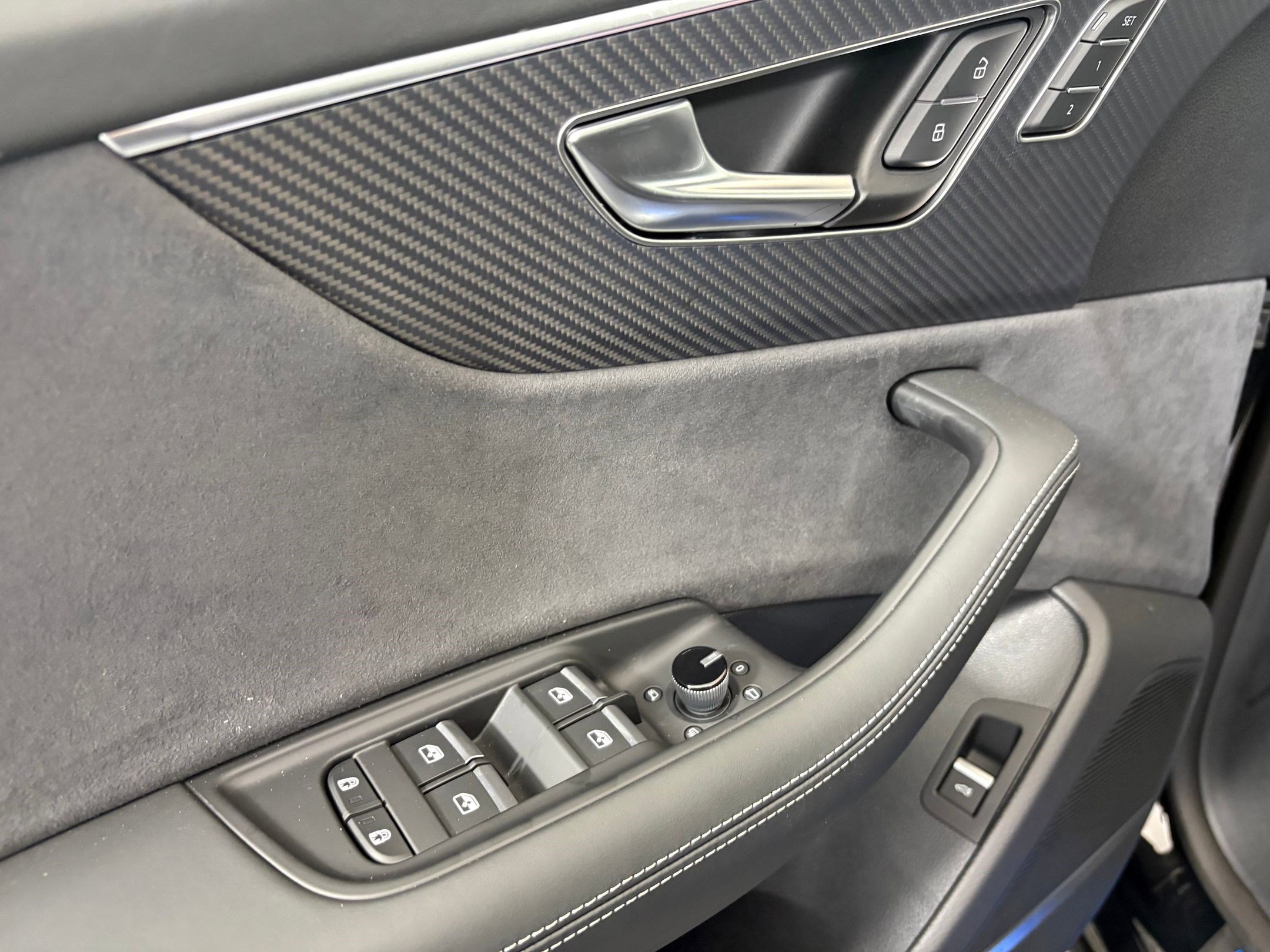 New 2026 Audi SQ8 Prestige image 14