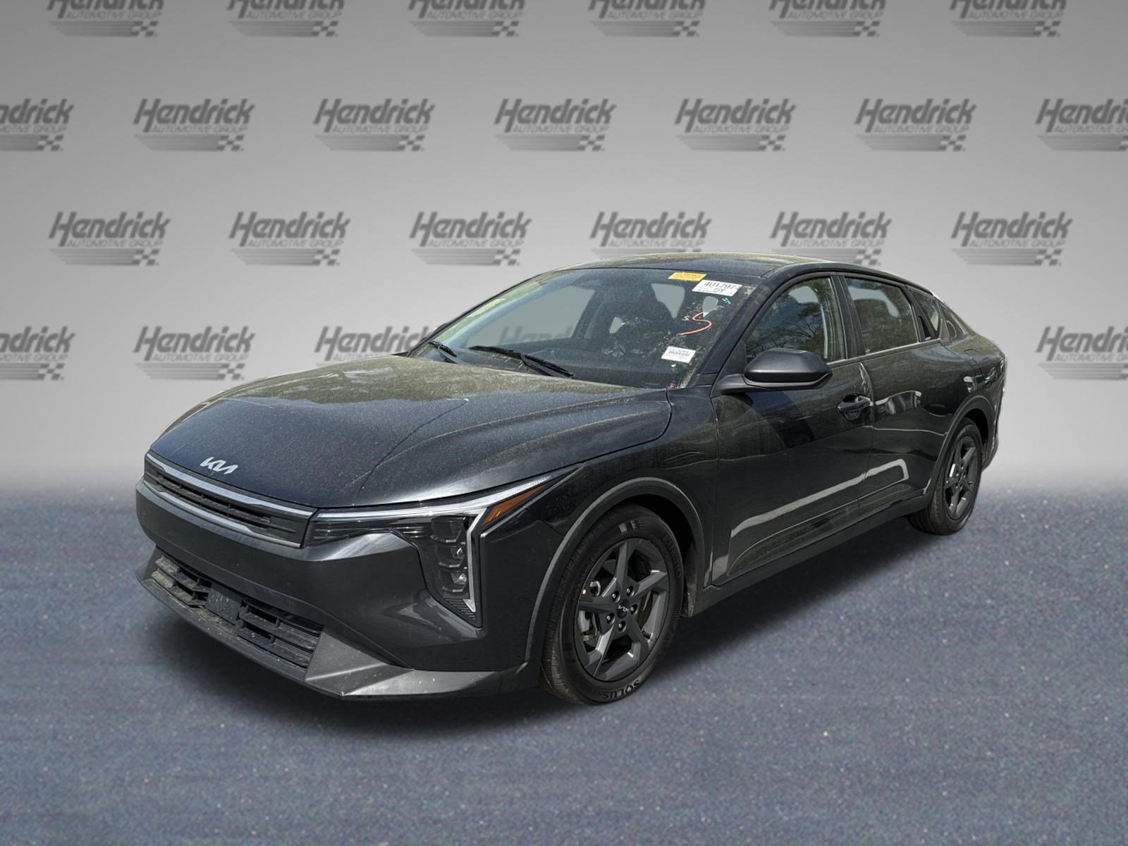 Used 2025 Kia K4 LXS image 7