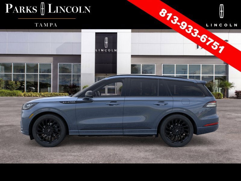 New 2026 Lincoln Aviator Reserve w/ Jet Appearance Package AWD/4WD image 3
