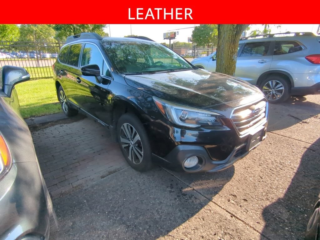 Used 2018 Subaru Outback 2.5i Limited AWD/4WD image 3