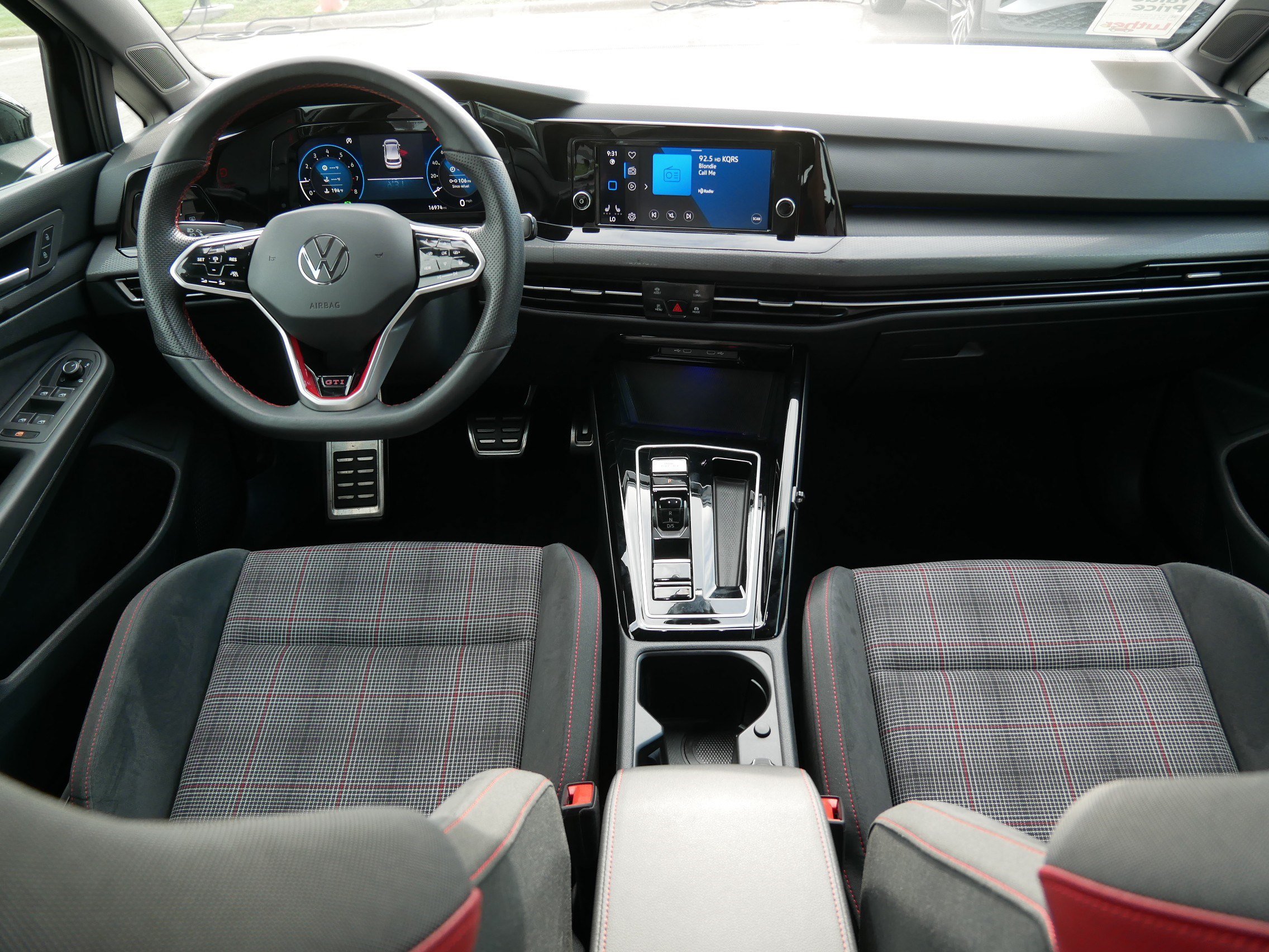 Certified 2024 Volkswagen GTI S FWD image 10