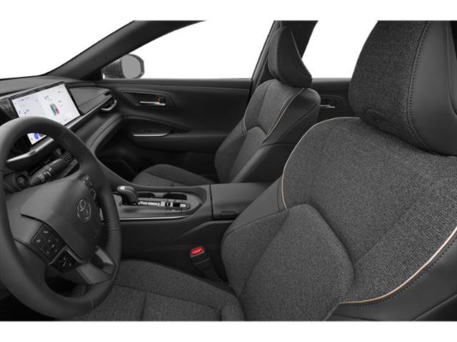 Used 2023 Toyota Crown Limited w/ Advanced Technology Package image 9