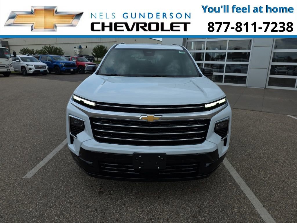 New 2026 Chevrolet Traverse High Country w/ LPO, Floor Liner Package image 2