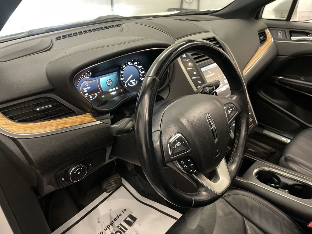 Used 2015 Lincoln MKC AWD w/ Equipment Group 101A Select image 4