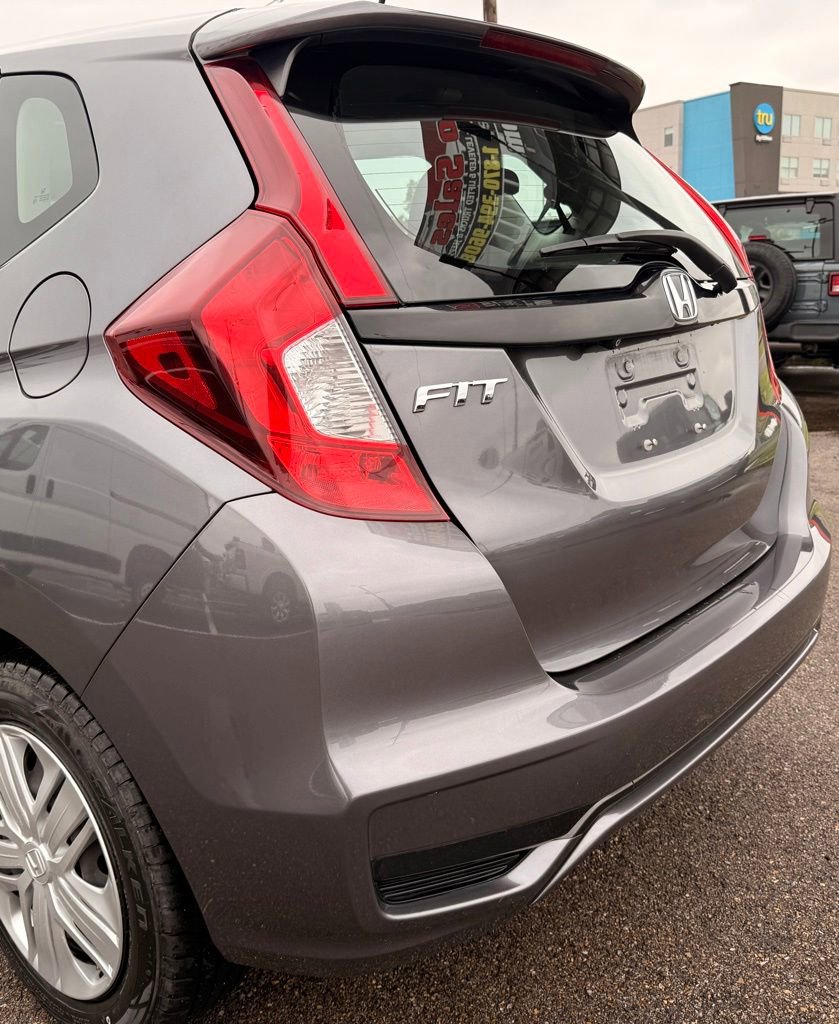 Used 2020 Honda Fit LX image 4