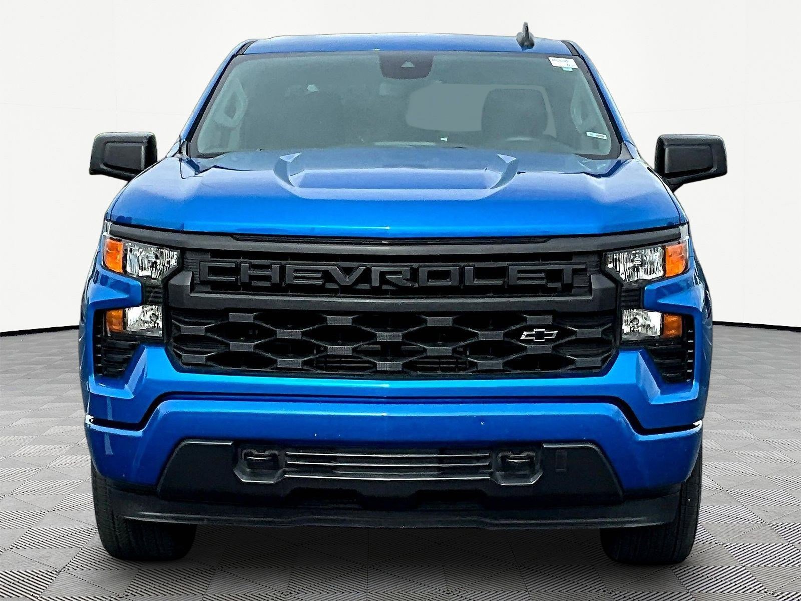 Used 2024 Chevrolet Silverado 1500 Custom w/ LPO, Dark Essentials Package AWD/4WD image 2