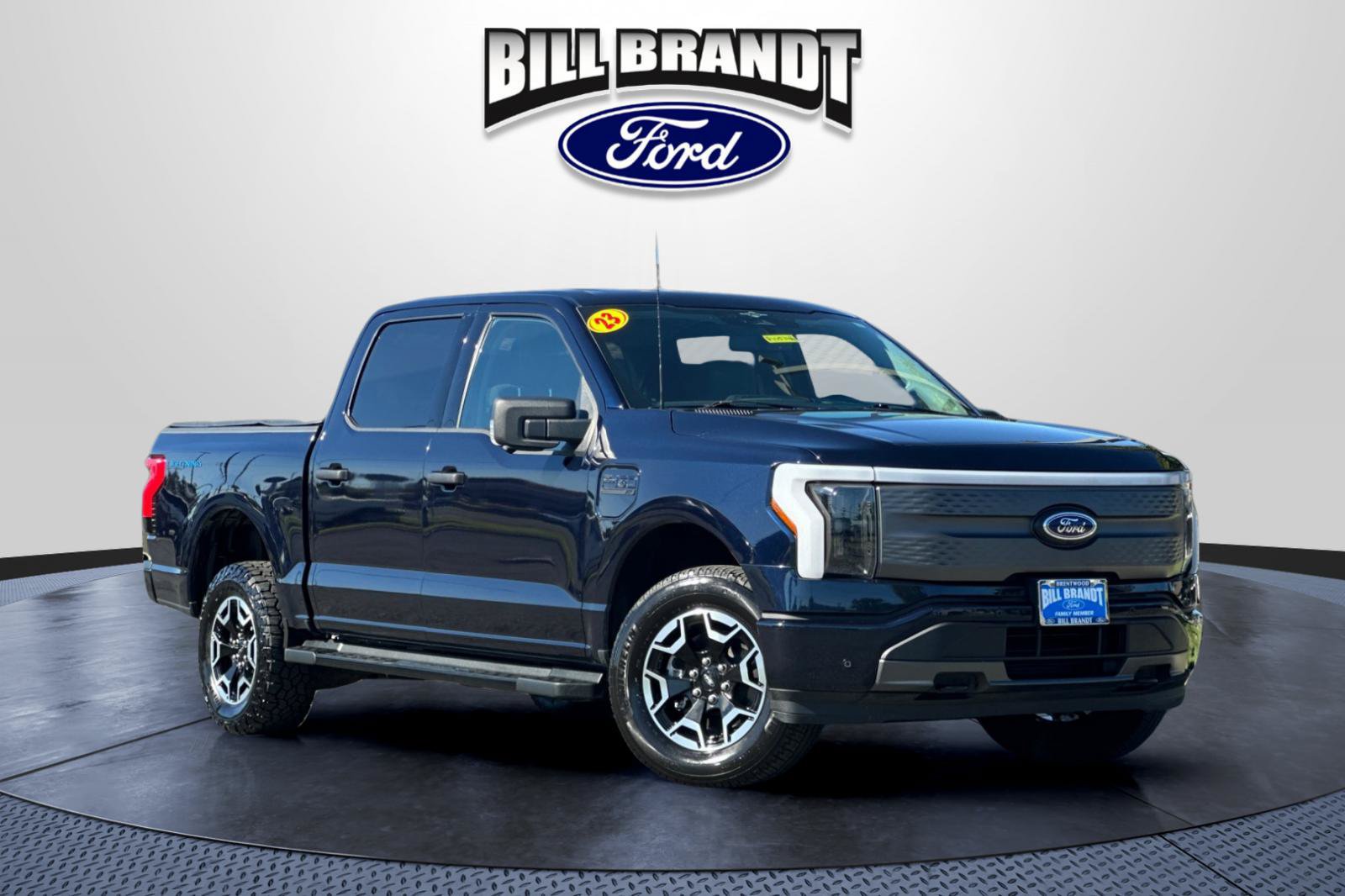 Used 2023 Ford F150 Lightning XLT AWD/4WD image 1