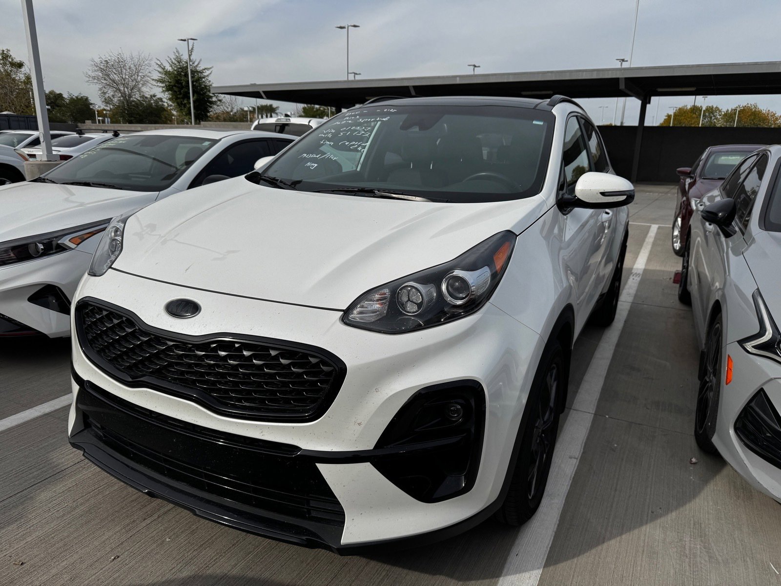 Used 2022 Kia Sportage Nightfall Edition image 2