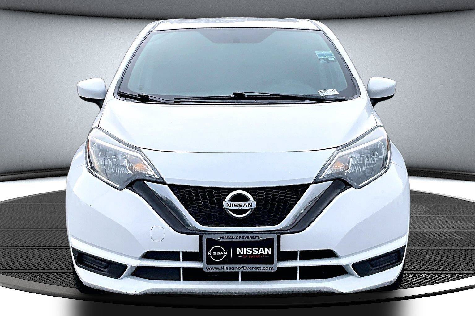 Used 2017 Nissan Versa Note SV FWD image 3