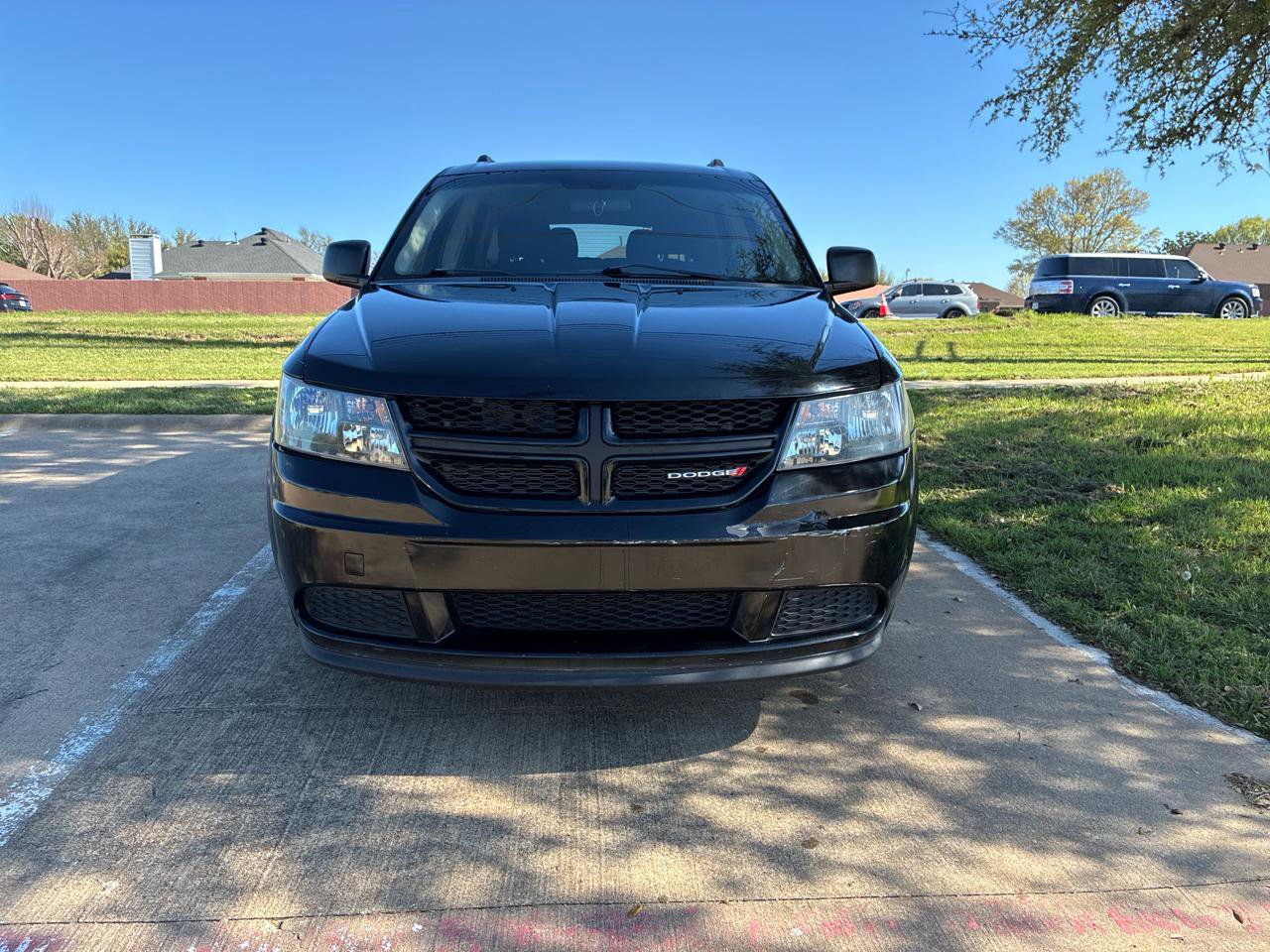 Used 2018 Dodge Journey SE w/ Blacktop Package image 2