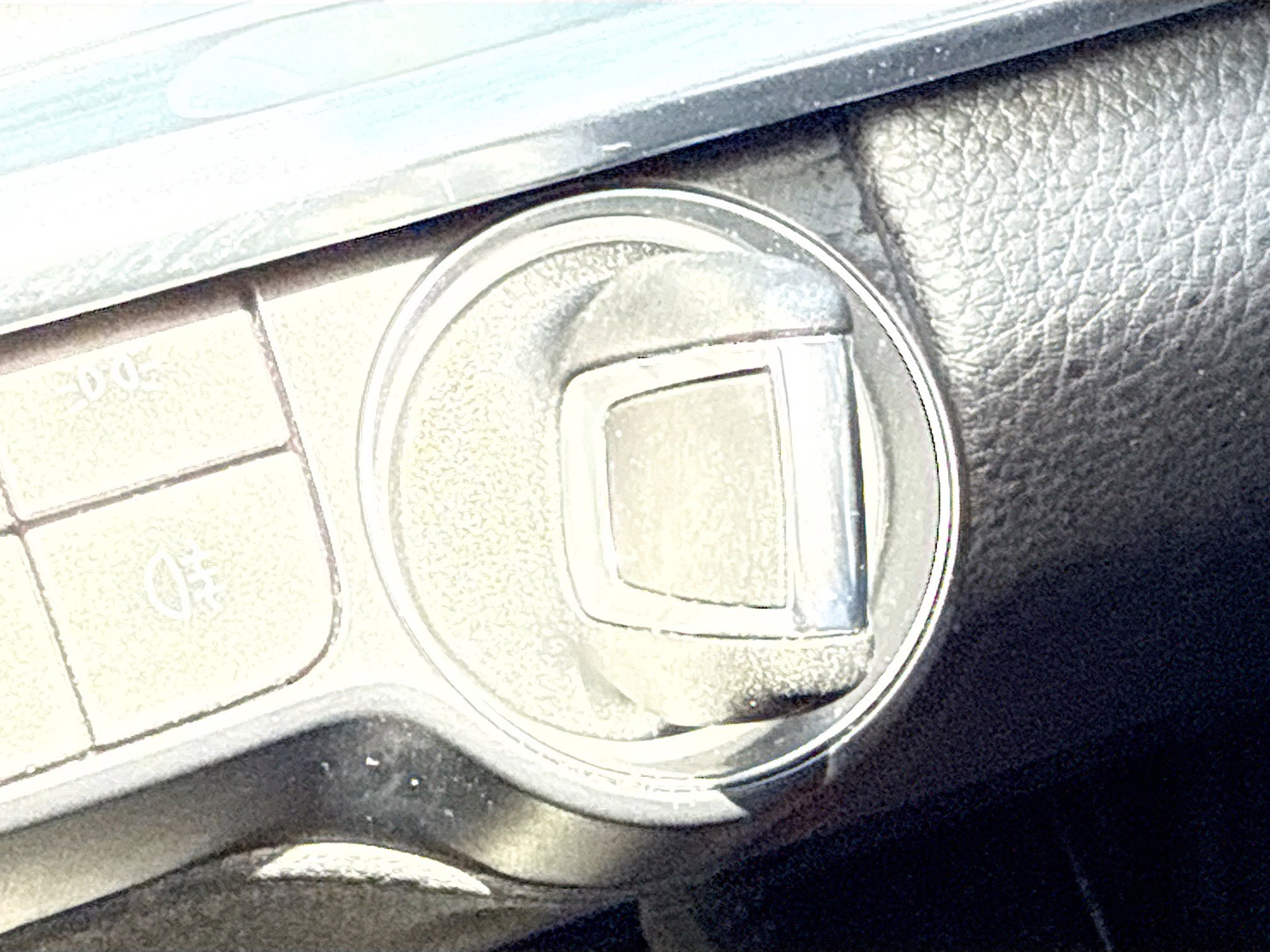 Used 2022 Porsche Panamera 4 Platinum Edition image 36