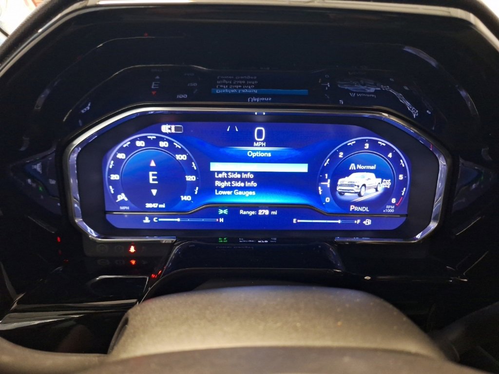 Used 2024 Chevrolet Silverado 1500 LT image 11