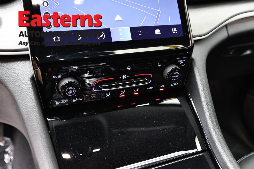 Used 2023 Jeep Grand Cherokee Limited w/ Black Appearance Package AWD/4WD image 20