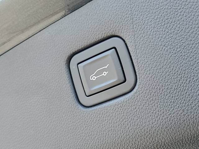 Certified 2019 Chevrolet Blazer LT FWD image 30