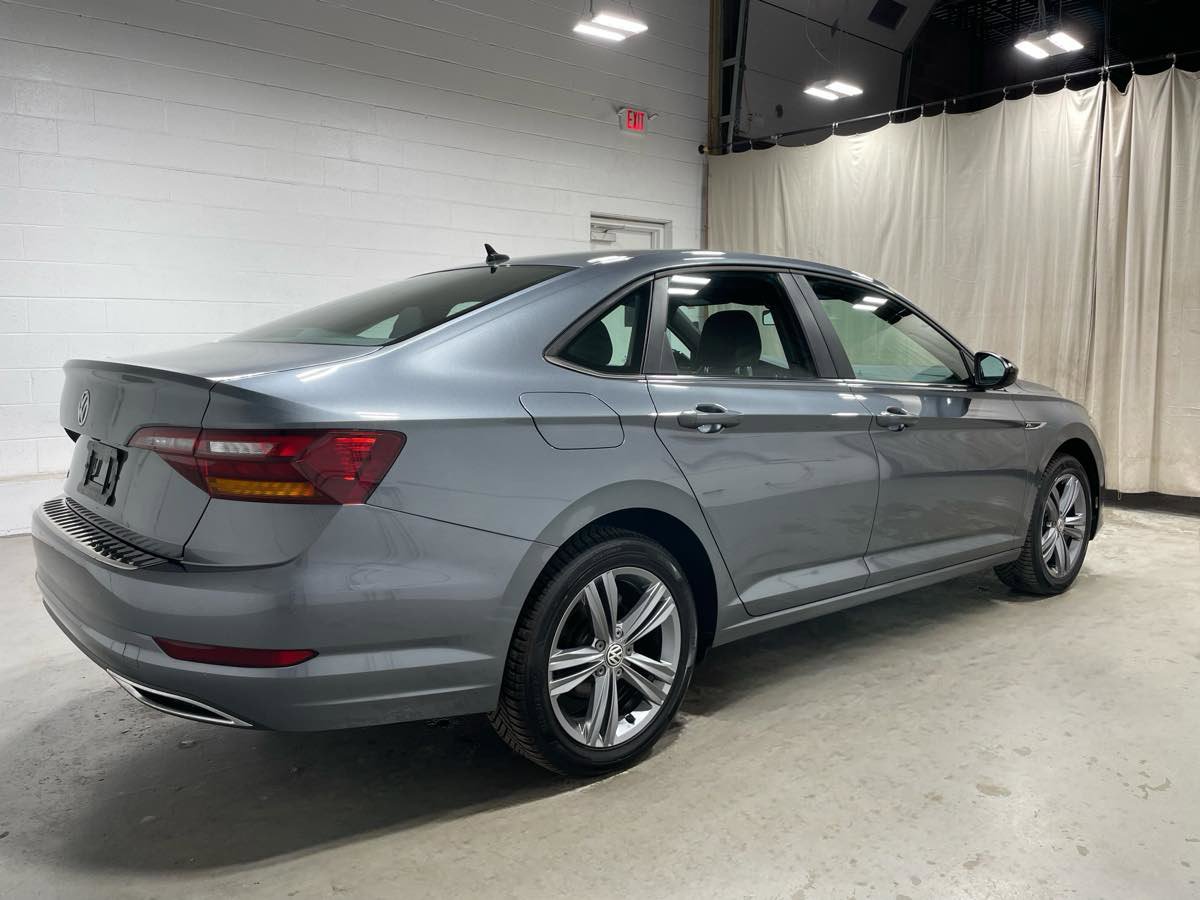 Used 2019 Volkswagen Jetta R-Line FWD image 4