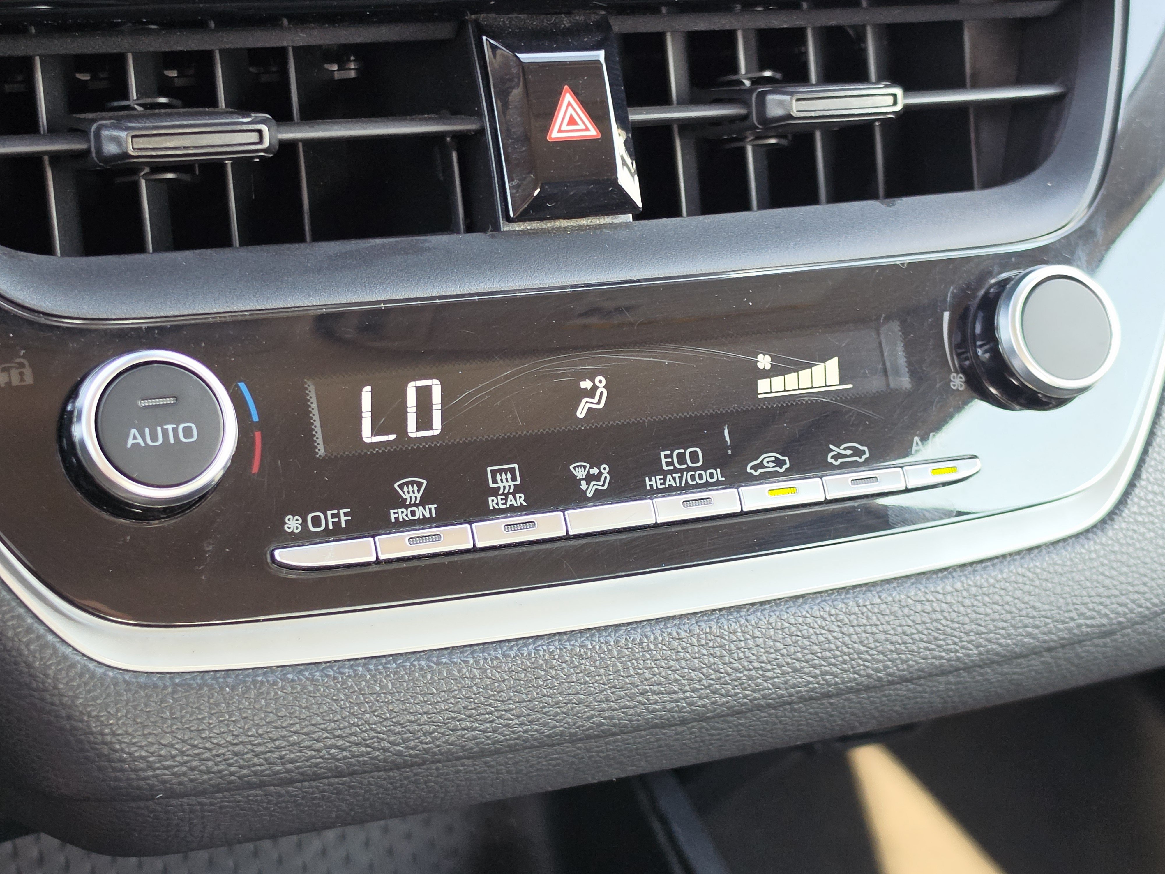 Used 2023 Toyota Corolla LE FWD image 20