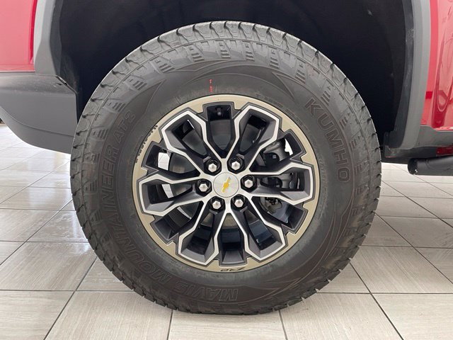 Used 2022 Chevrolet Colorado ZR2 AWD/4WD image 8