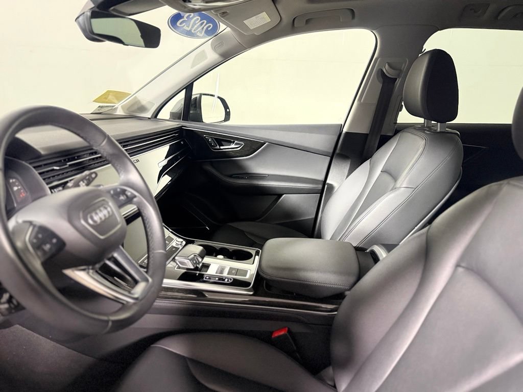 Used 2023 Audi Q7 3.0T Premium Plus AWD/4WD image 19