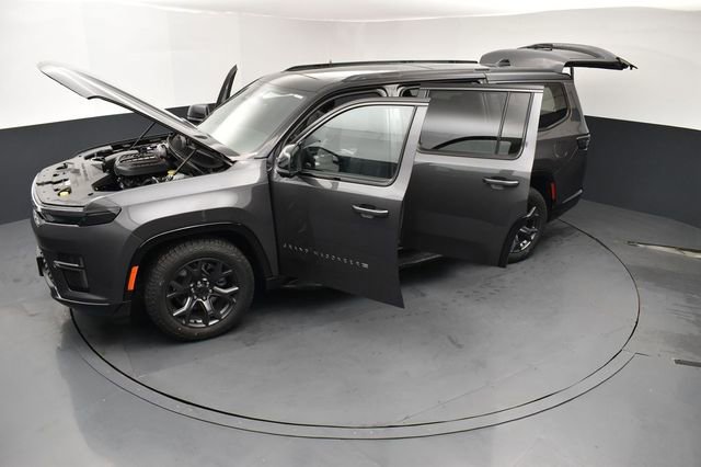 New 2026 Jeep Grand Wagoneer 4WD image 27