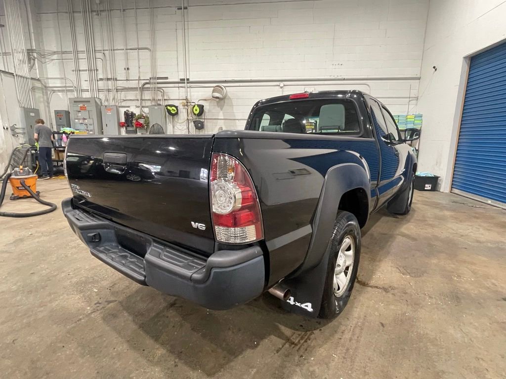 Used 2010 Toyota Tacoma 4x4 Access Cab V6 image 7