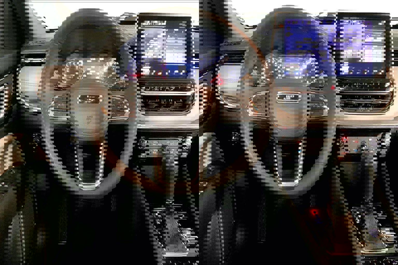 Used 2024 Jeep Compass Limited image 5