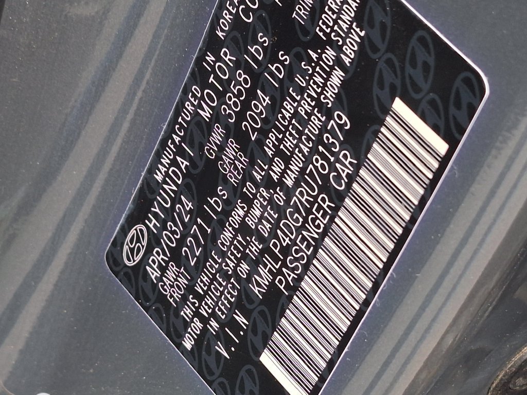 Certified 2024 Hyundai Elantra Limited FWD image 34