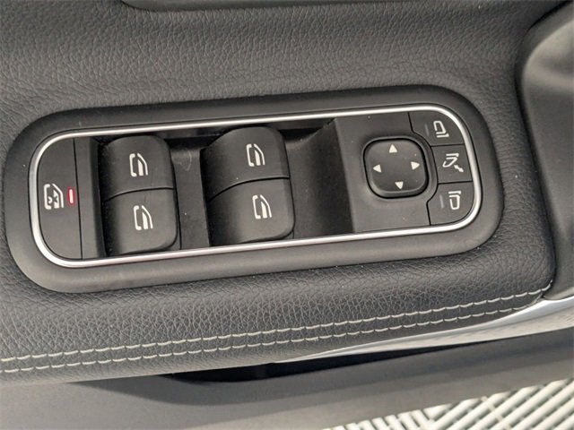 Used 2025 Mercedes-Benz CLA 250 4MATIC image 12