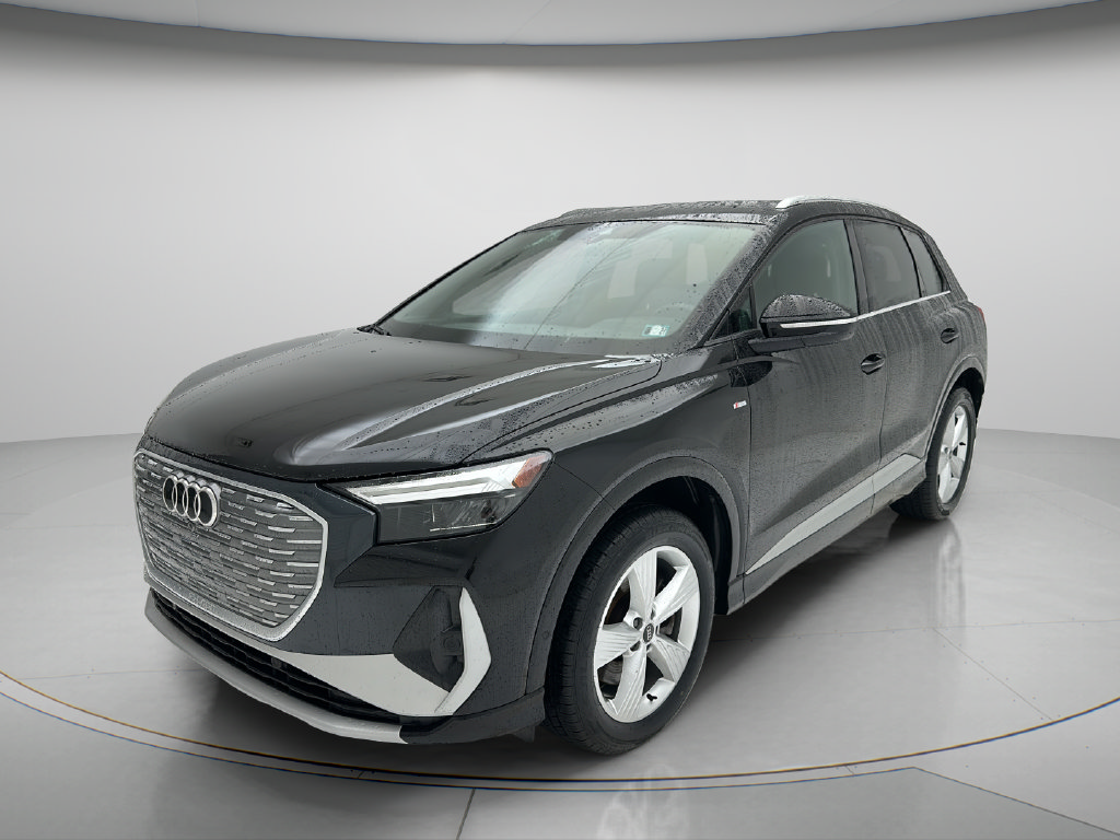Used 2023 Audi Q4 e-tron Premium Plus w/ Premium Plus AWD/4WD image 3
