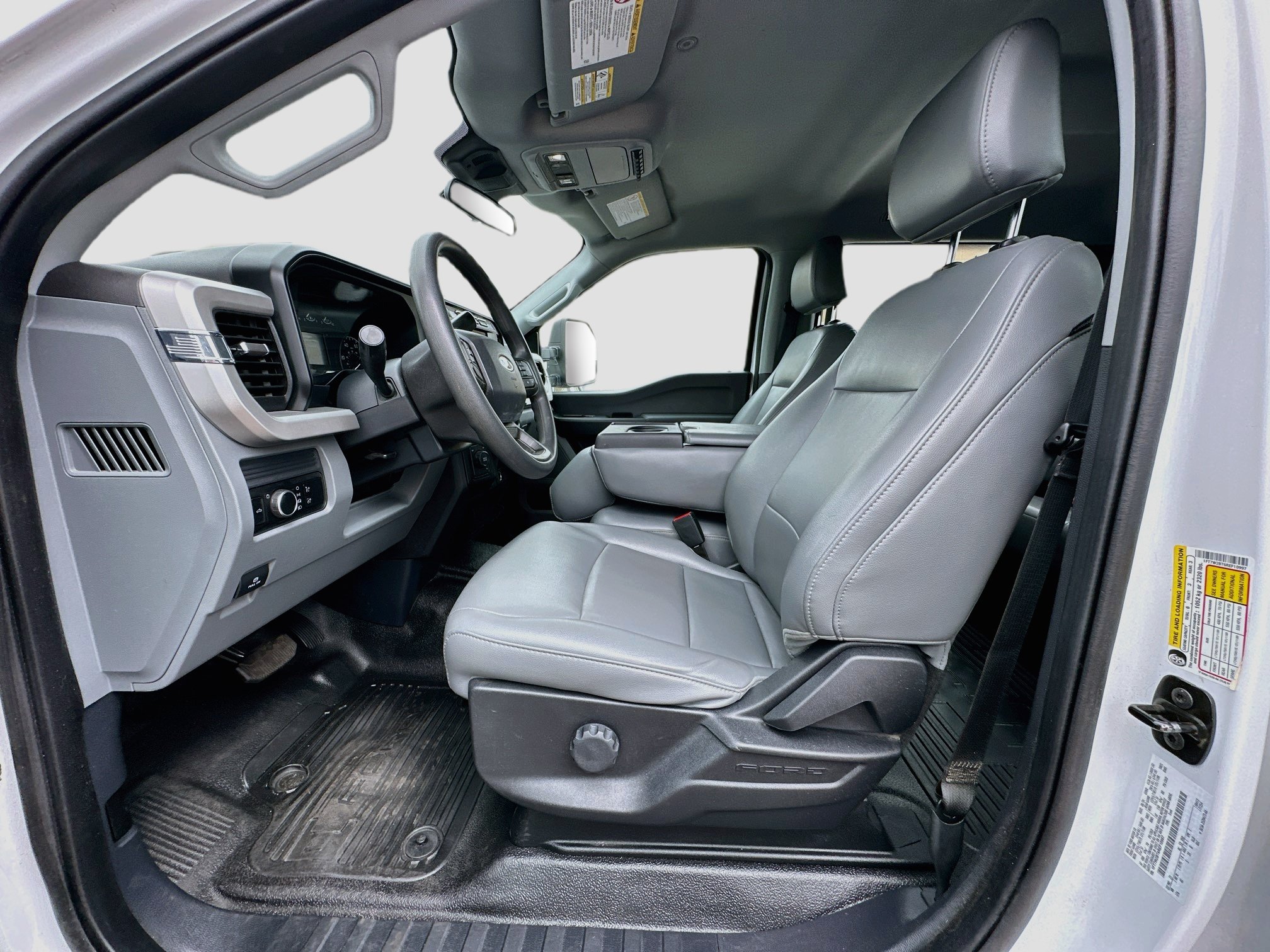 Used 2024 Ford F250 XL AWD/4WD image 13