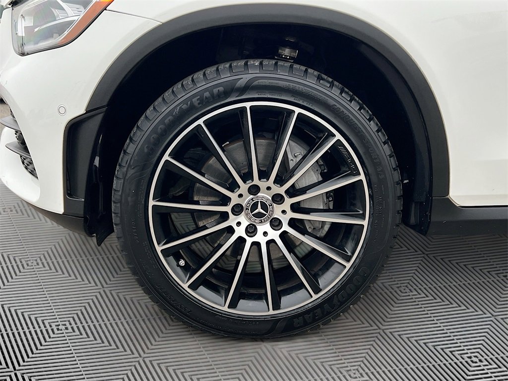Used 2021 Mercedes-Benz GLC 300 4MATIC image 31
