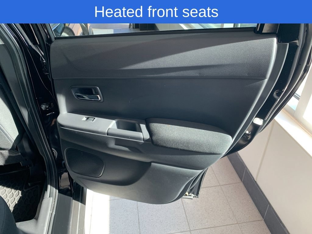 Used 2024 Mitsubishi Outlander Sport LE AWD/4WD image 14