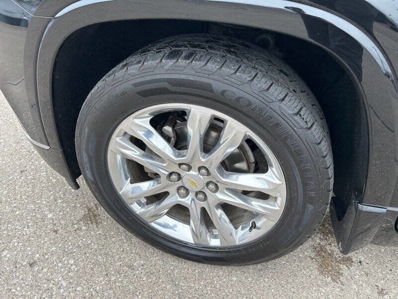 Used 2019 Chevrolet Traverse High Country w/ LPO, Floor Liner Package image 16