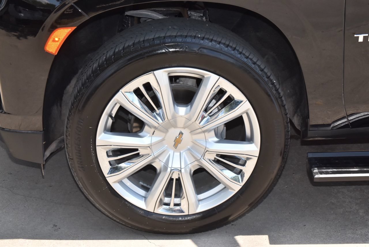 Used 2021 Chevrolet Tahoe High Country w/ Premium Package AWD/4WD image 42