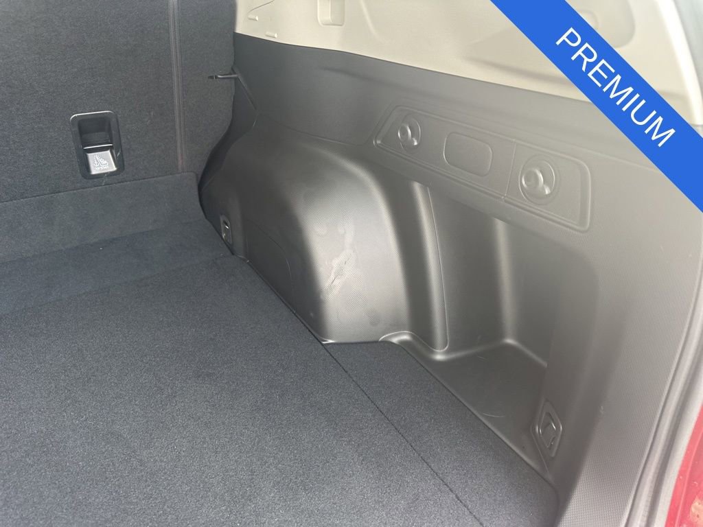 Used 2023 Subaru Forester Premium AWD/4WD image 32