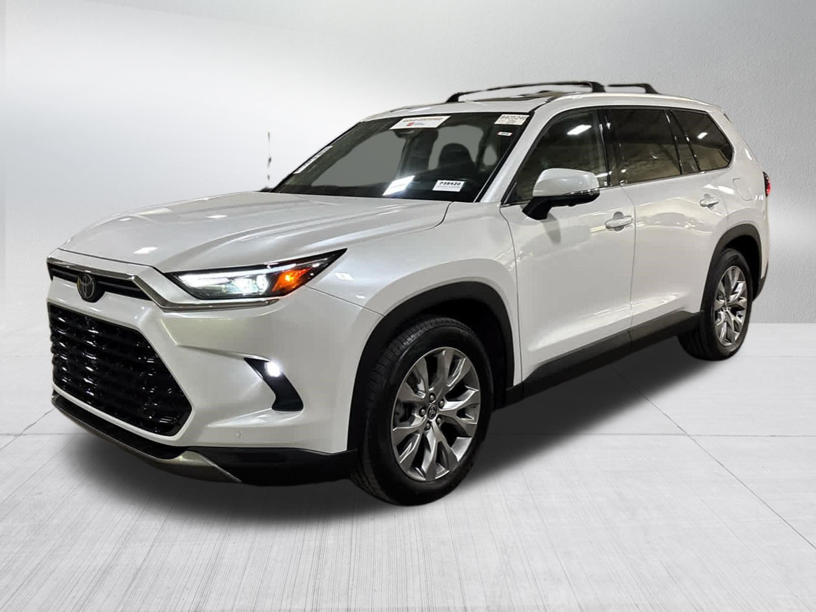Certified 2025 Toyota Grand Highlander AWD Hybrid image 3