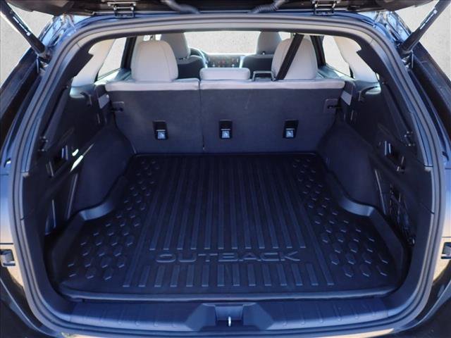 Certified 2025 Subaru Outback Premium AWD/4WD image 8